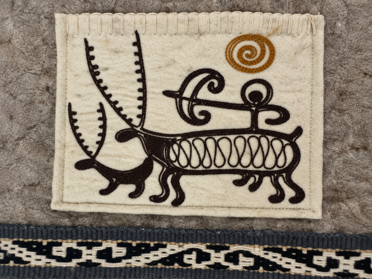 "Echoes of the Steppe" felt panel vol.1