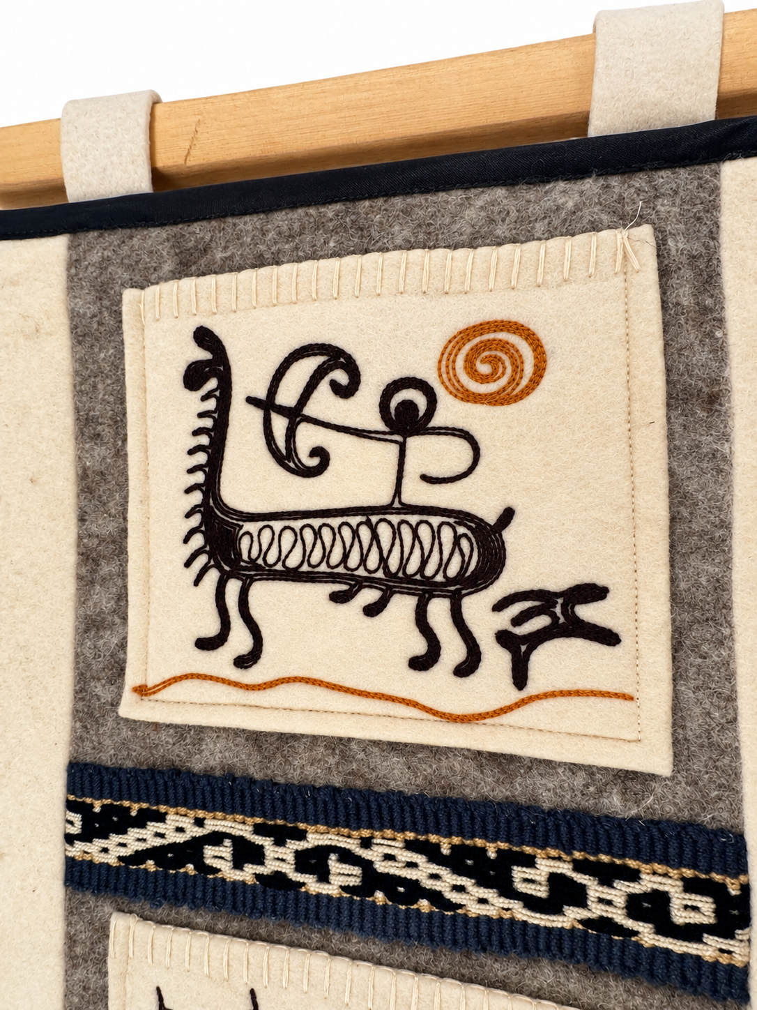 Pannello in feltro "Echoes of the Steppe" vol.4