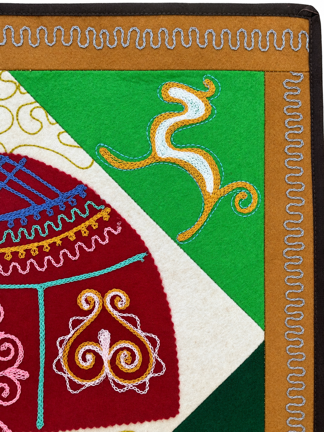 "Birth of Traditions" felt panel - Green & Red