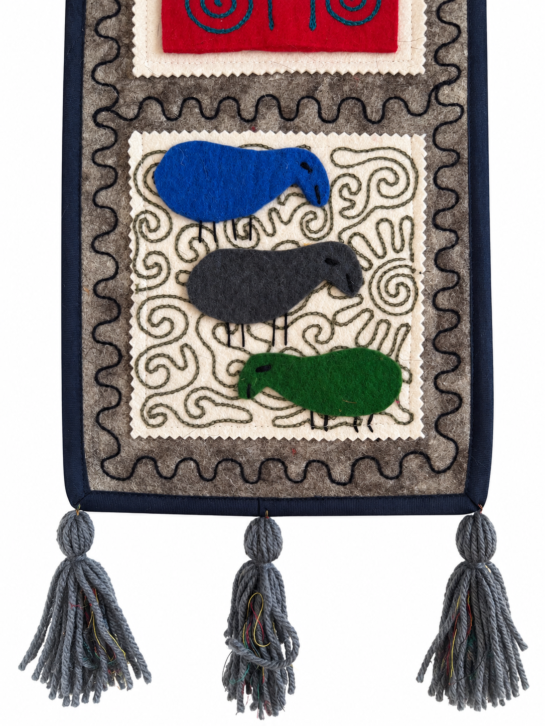 "Caravan Tales" felt organizer - Brown Camel & Red Yurt