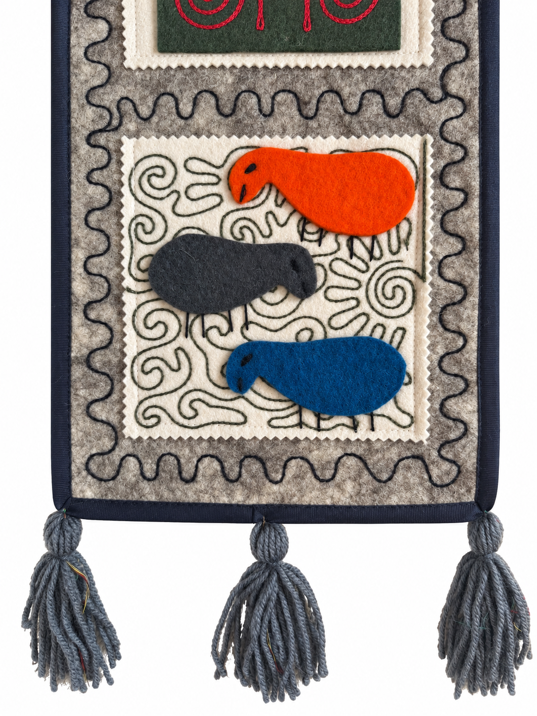"Caravan Tales" felt organizer - Green Camel & Green Yurt