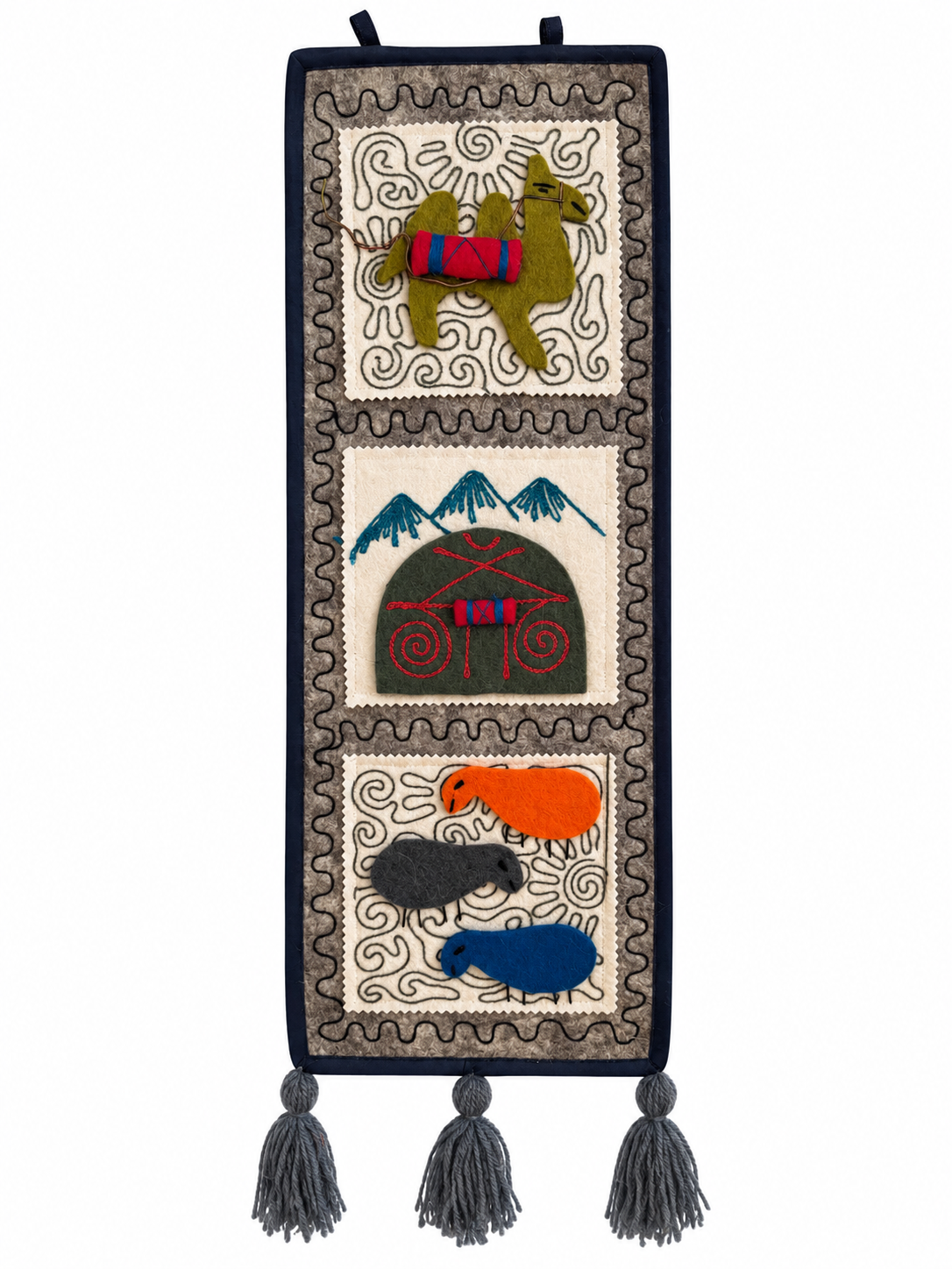 "Caravan Tales" felt organizer - Green Camel & Green Yurt