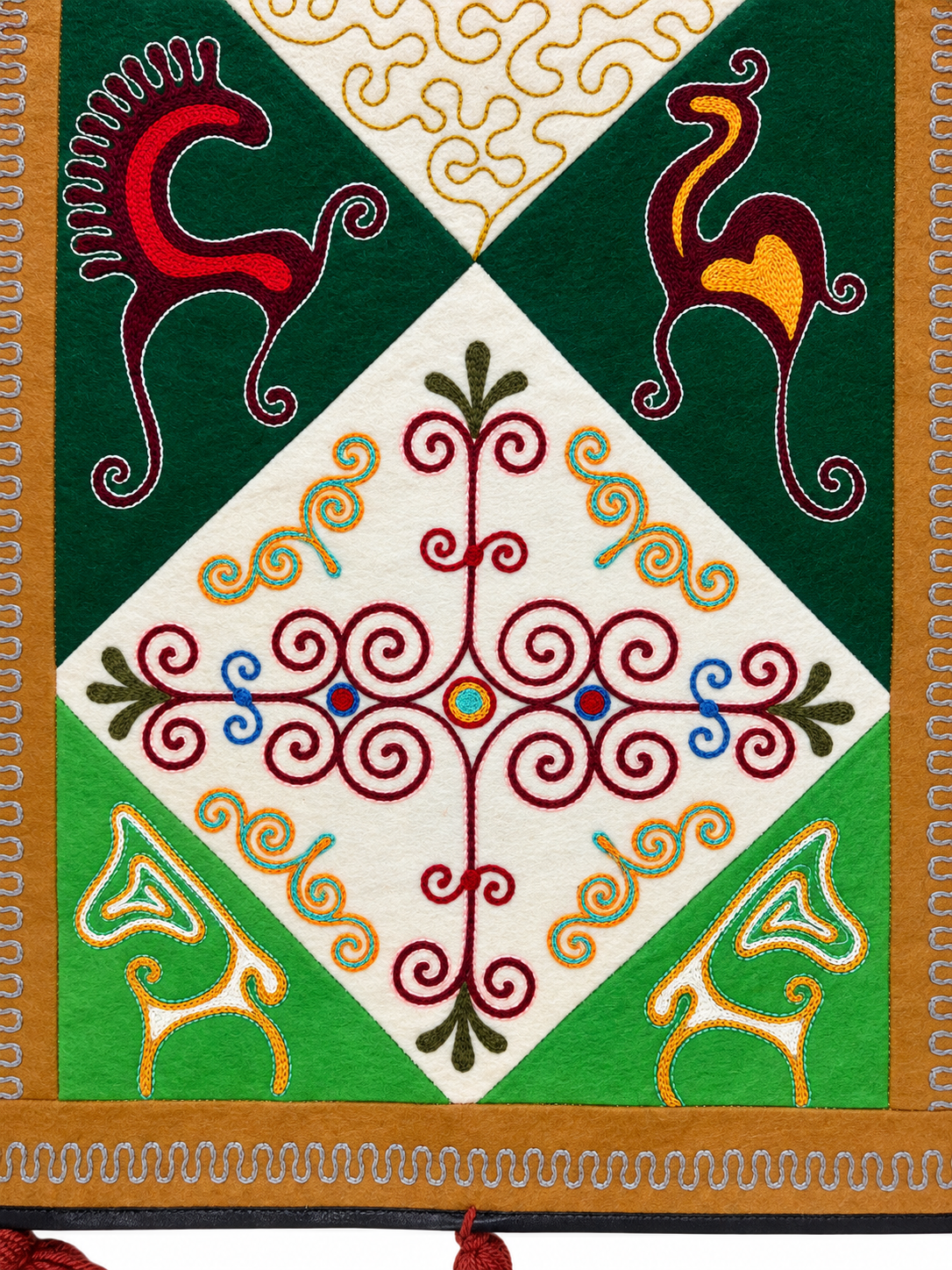 "Birth of Traditions" felt panel - Green & Red