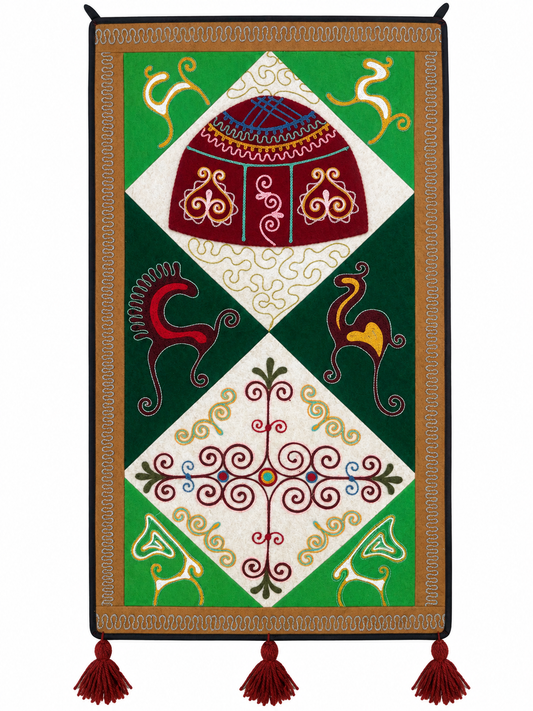"Birth of Traditions" felt panel - Green & Red